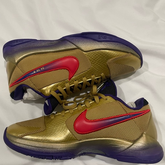 kobe hall of fame shoes where to buy